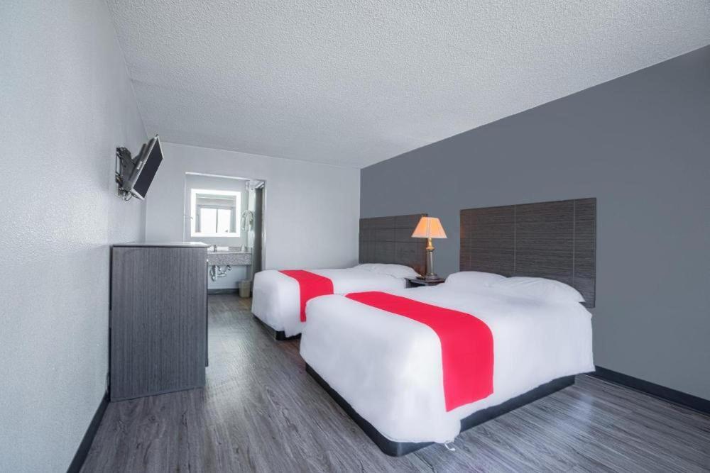 Stateline Stayovers Extended Stay Hotel 特克萨卡纳 外观 照片