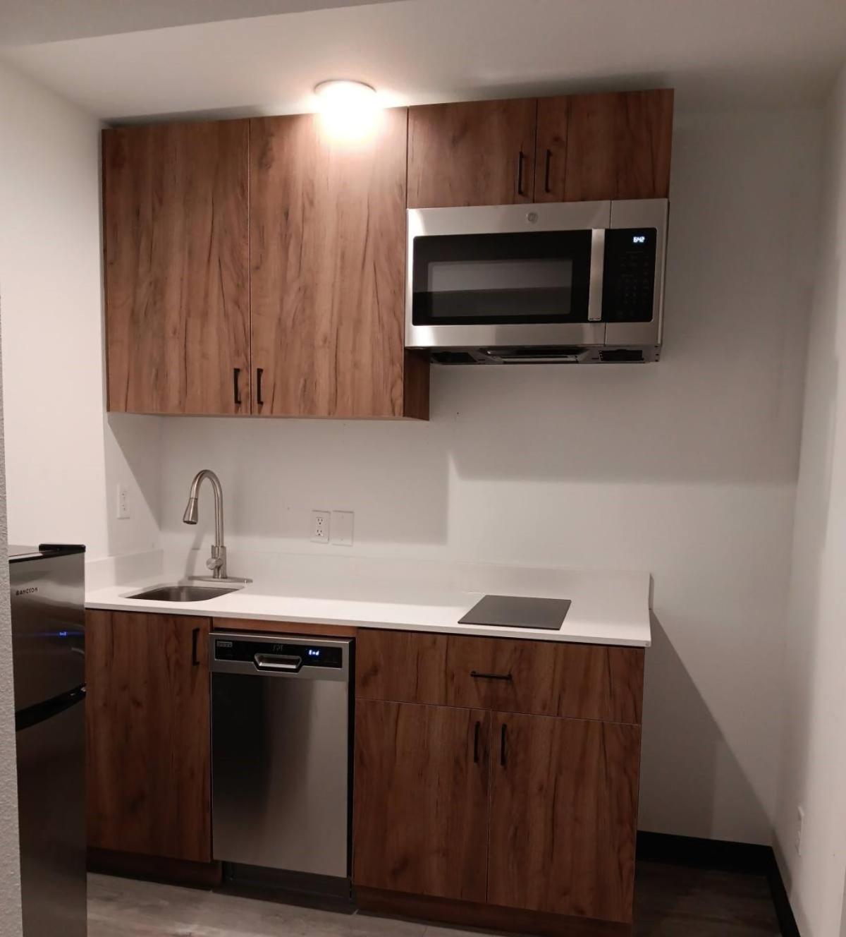 Stateline Stayovers Extended Stay Hotel 特克萨卡纳 外观 照片
